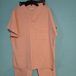Scrubs Set Top (L) Pants (M)